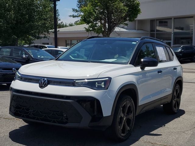2025 Volkswagen Taos 1.5T SE Black