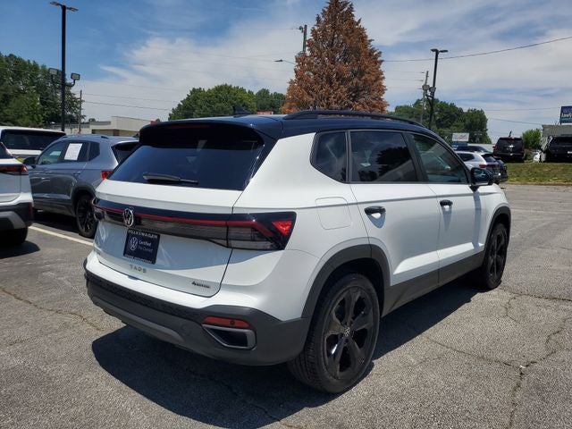 2025 Volkswagen Taos 1.5T SE Black