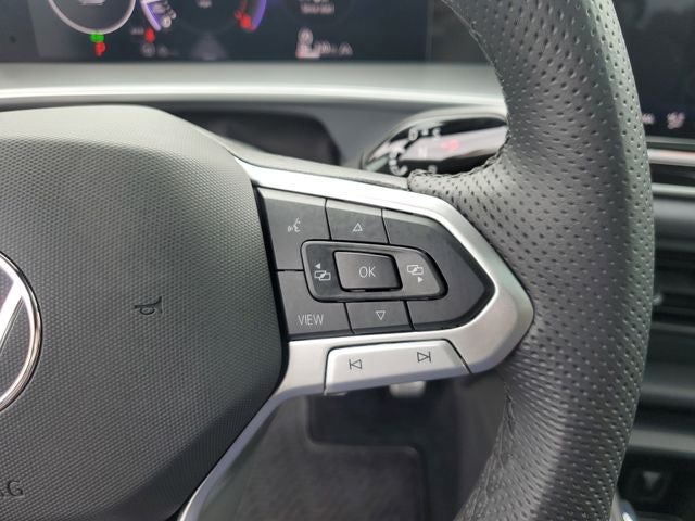 2025 Volkswagen Tiguan 2.0T SE R-Line Black