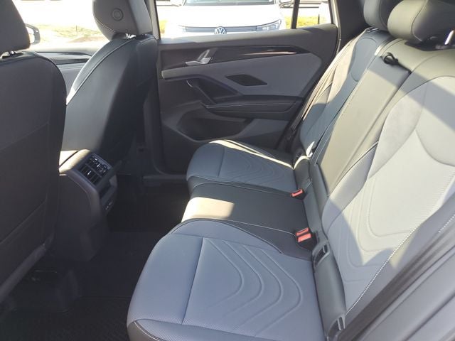 2025 Volkswagen Tiguan 2.0T SE R-Line Black