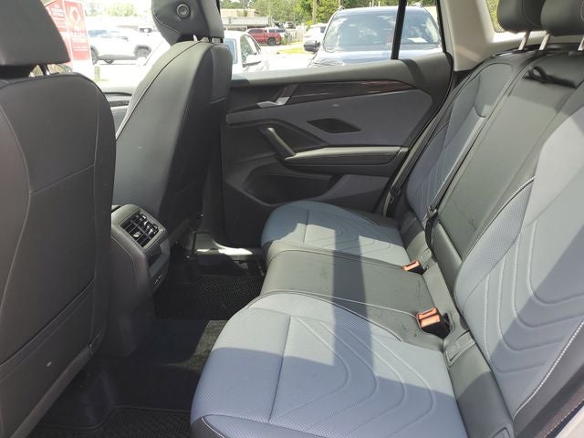 2025 Volkswagen Tiguan 2.0T SE