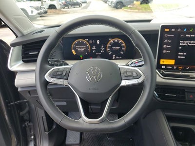 2025 Volkswagen Tiguan 2.0T SE