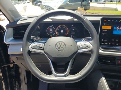 2025 Volkswagen Tiguan 2.0T SE