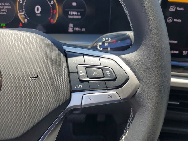2025 Volkswagen Tiguan 2.0T SE