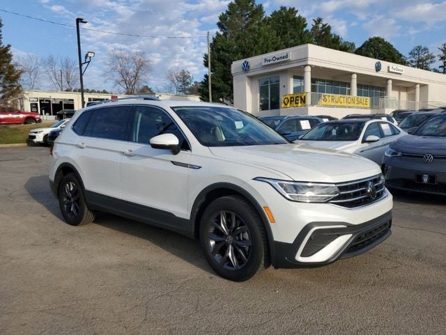 2023 Volkswagen Tiguan 2.0T SE