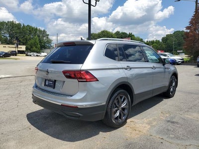 2023 Volkswagen Tiguan 2.0T SE