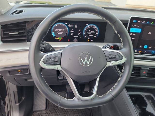 2025 Volkswagen Tiguan 2.0T SE