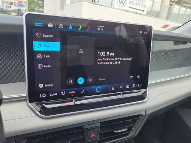2025 Volkswagen Tiguan 2.0T SE