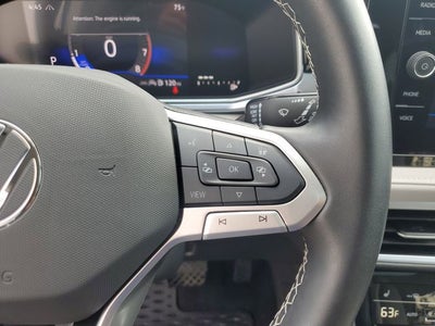 2025 Volkswagen Taos 1.5T SE