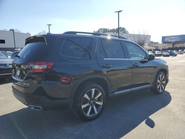 2024 Honda Pilot Touring