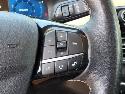 2022 Ford Escape Titanium Elite