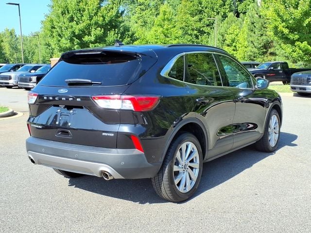 2022 Ford Escape Titanium Elite