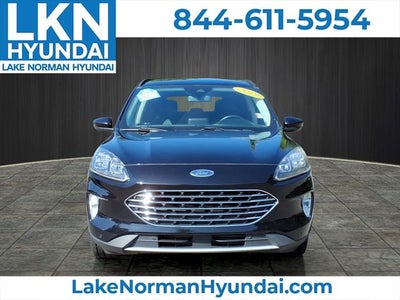 2022 Ford Escape Titanium Elite