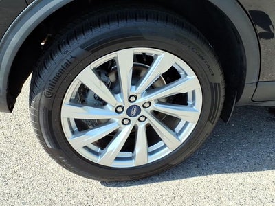 2022 Ford Escape Titanium Elite