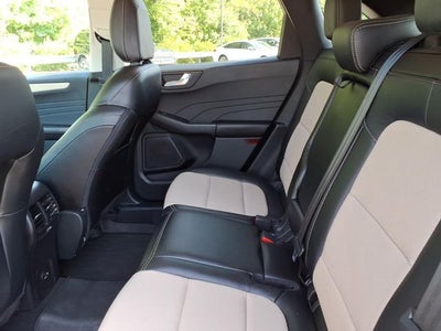 2022 Ford Escape Titanium Elite