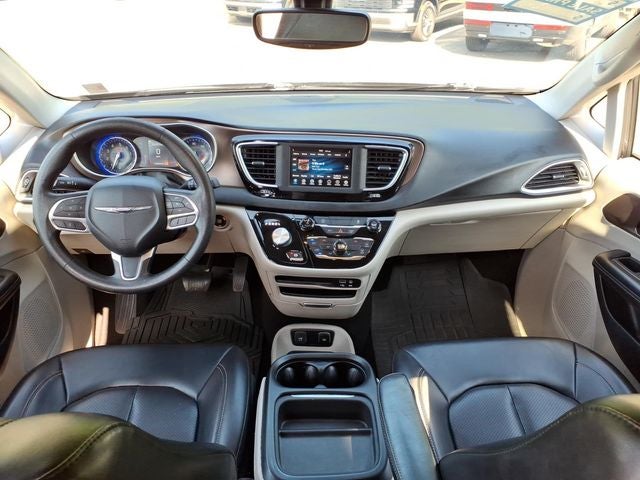 2020 Chrysler Voyager LXI