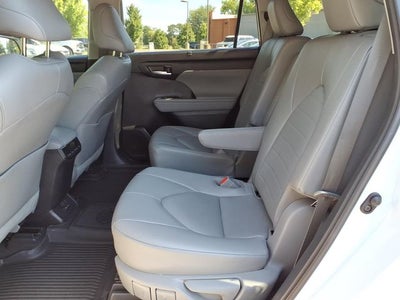 2023 Toyota Highlander XLE
