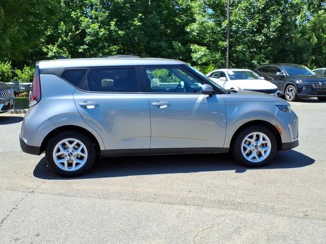 2024 Kia Soul LX Technology