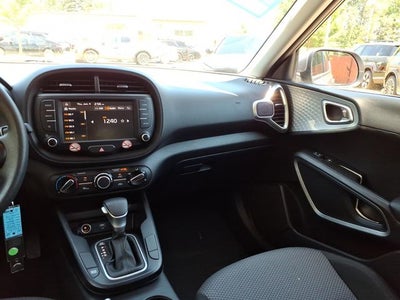 2024 Kia Soul LX Technology