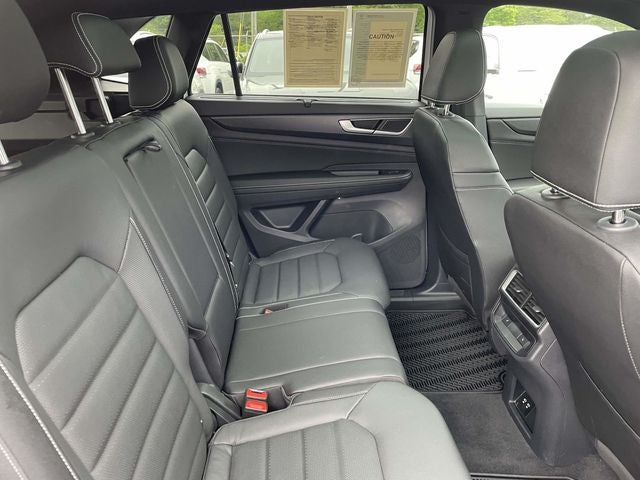 2025 Volkswagen Atlas Cross Sport 2.0T SEL R-Line Black