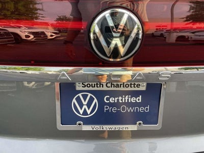 2024 Volkswagen Atlas Cross Sport 2.0T SEL R-Line