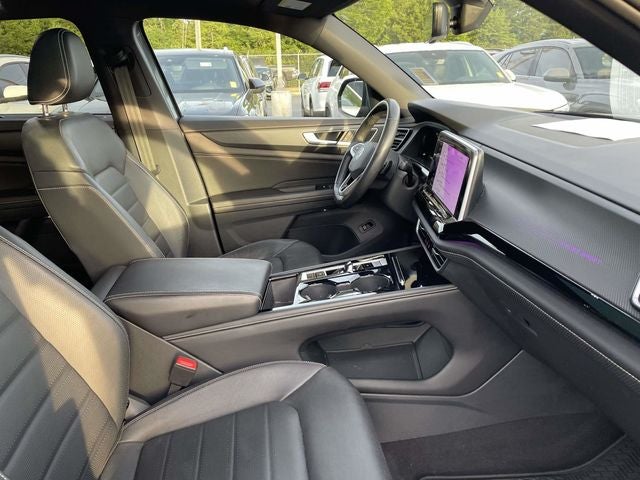 2024 Volkswagen Atlas Cross Sport 2.0T SEL R-Line