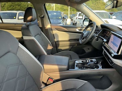 2024 Volkswagen Atlas 2.0T Peak Edition SE w/Technology
