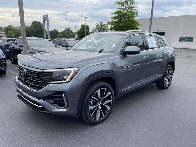 2025 Volkswagen Atlas Cross Sport 2.0T SEL Premium R-Line