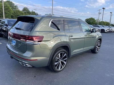 2026 Volkswagen Atlas 2.0T SEL Premium R-Line