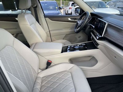 2026 Volkswagen Atlas 2.0T SEL Premium R-Line