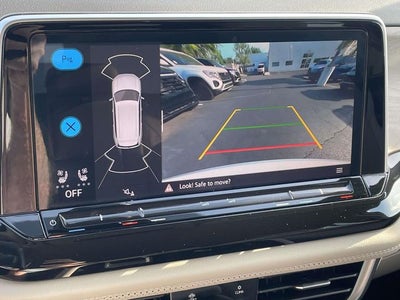 2025 Volkswagen Atlas 2.0T SE w/Technology
