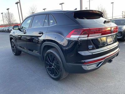 2025 Volkswagen Atlas Cross Sport 2.0T SE w/Technology