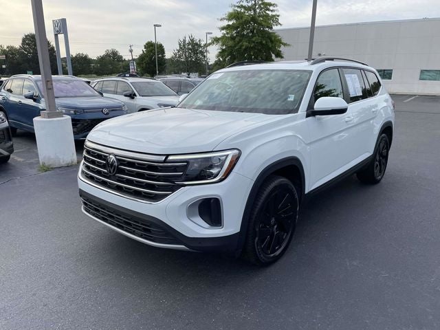 2024 Volkswagen Atlas 2.0T SE w/Technology