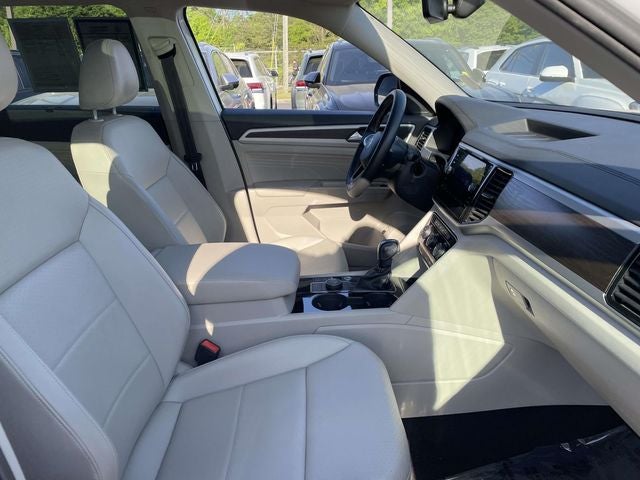 2022 Volkswagen Atlas 2.0T SE w/Technology