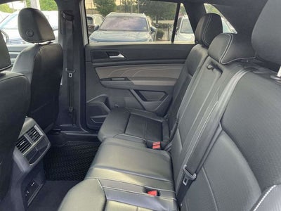 2023 Volkswagen Atlas Cross Sport 3.6L V6 SEL R-Line