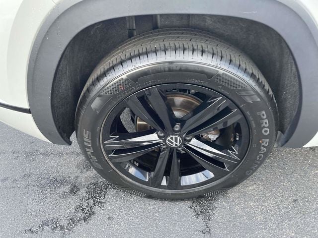 2023 Volkswagen Atlas Cross Sport 3.6L V6 SEL R-Line