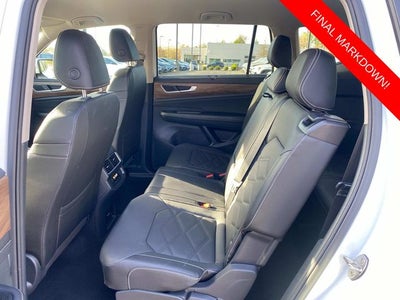 2025 Volkswagen Atlas 2.0T SE w/Technology