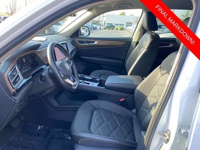 2025 Volkswagen Atlas 2.0T SE w/Technology