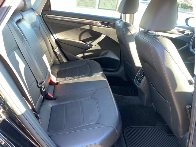 2018 Volkswagen Passat 2.0T SE