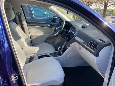 2023 Volkswagen Tiguan 2.0T SE