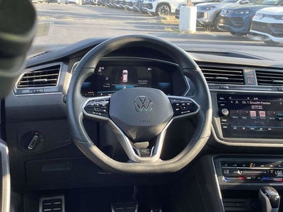 2023 Volkswagen Tiguan 2.0T SE R-Line Black