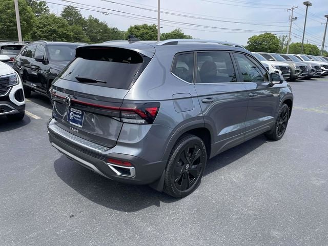 2025 Volkswagen Taos 1.5T SE