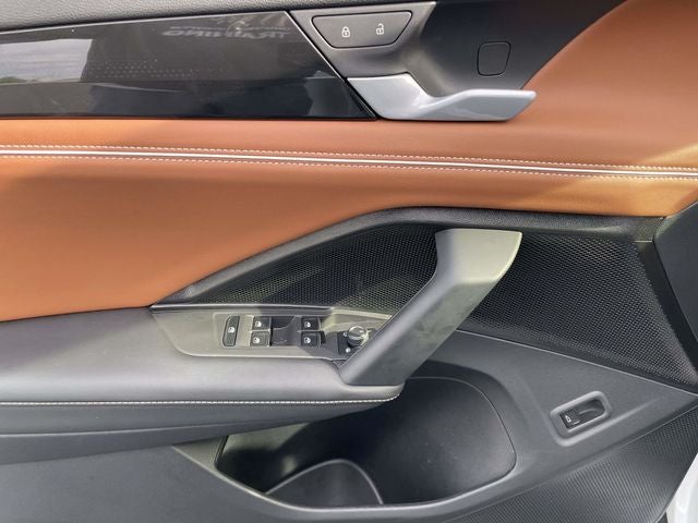 2025 Volkswagen Tiguan 2.0T SEL R-Line