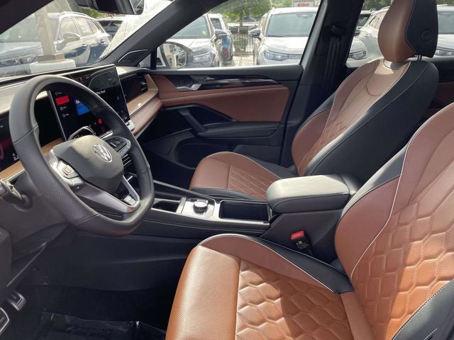 2025 Volkswagen Tiguan 2.0T SEL R-Line