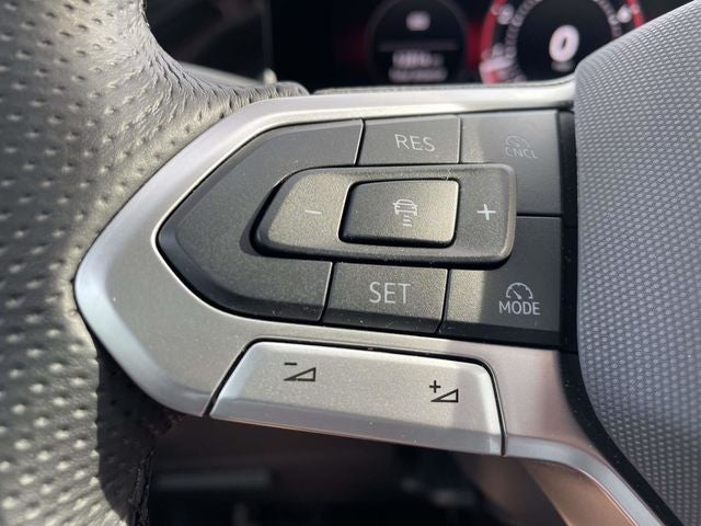 2025 Volkswagen Tiguan 2.0T SEL R-Line