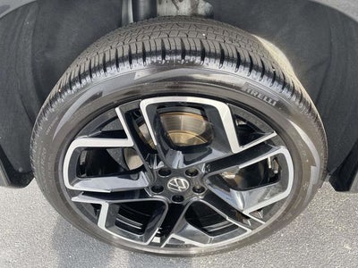 2025 Volkswagen Tiguan 2.0T SEL R-Line