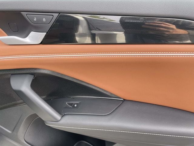 2025 Volkswagen Tiguan 2.0T SEL R-Line