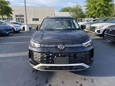 2025 Volkswagen Tiguan 2.0T SE
