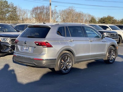 2023 Volkswagen Tiguan 2.0T SE