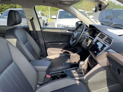 2023 Volkswagen Tiguan 2.0T SE